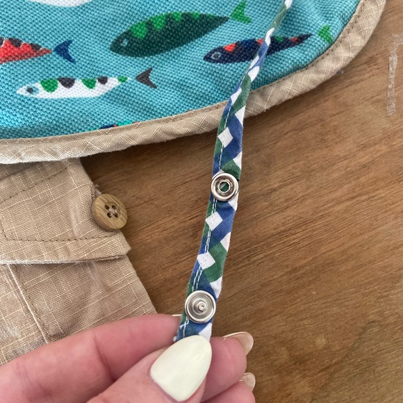 Mud Pie 12-18 month novelty fish one piece outfit with matching bib like new - Picture 5 of 6